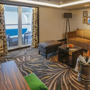 اقامت در پنت هاوسی لوکس و زیبا